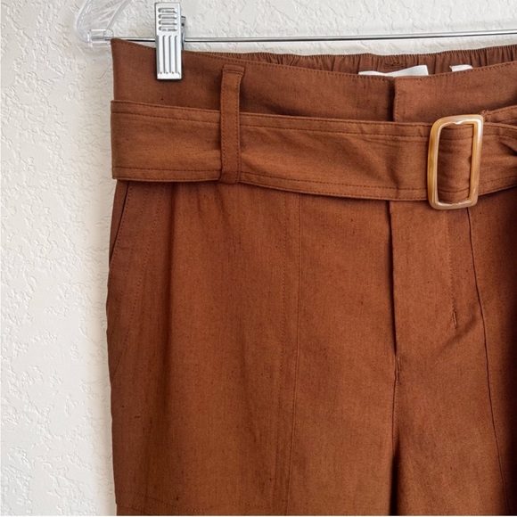 Vince Belted Cropped Linen Pants - Picture 3 of 11